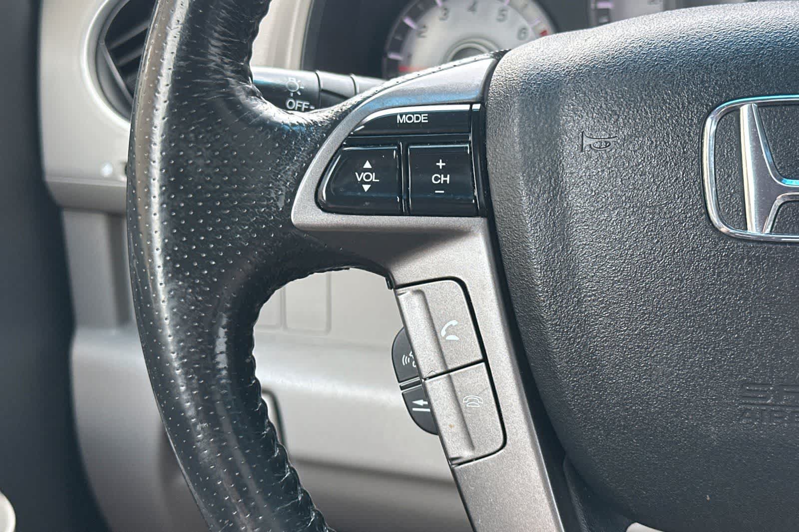 Thumbnail: 2015 Honda Pilot - 28