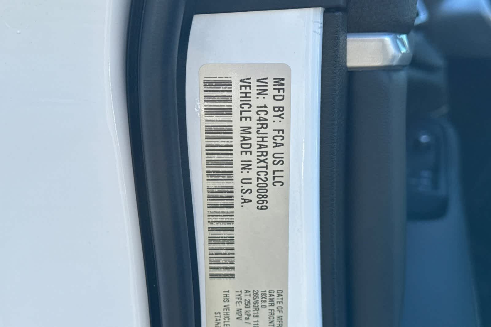 Thumbnail: 2026 Jeep Grand Cherokee - 33