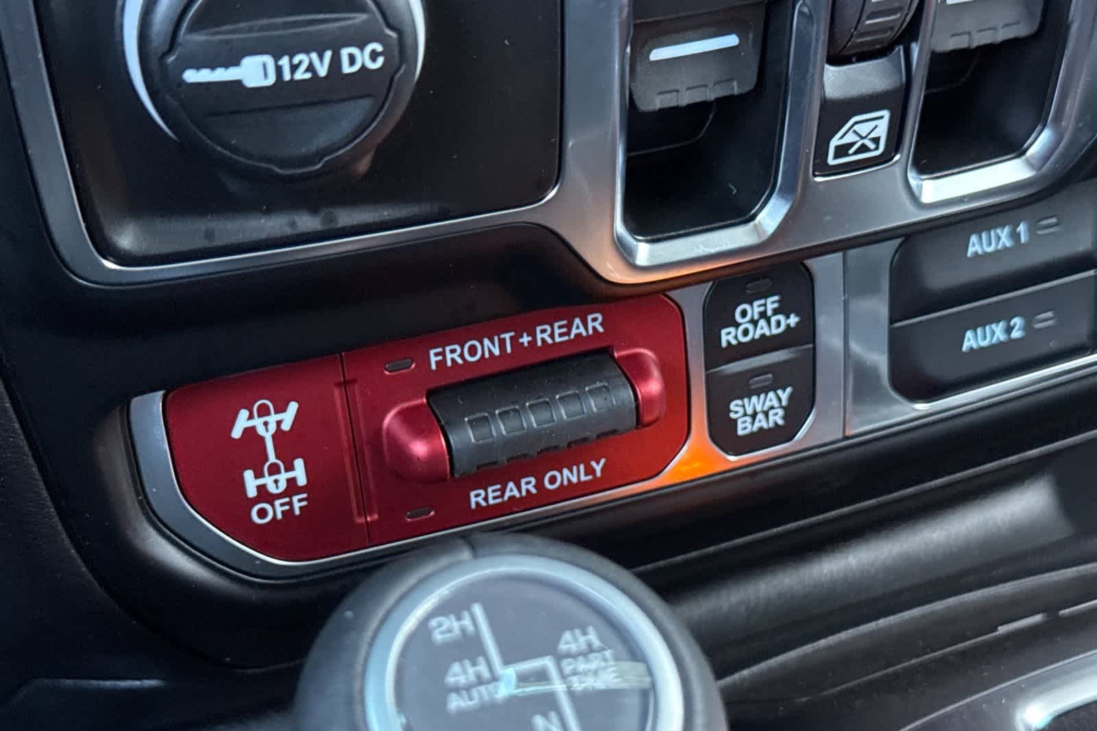 Thumbnail: 2026 Jeep Wrangler - 33