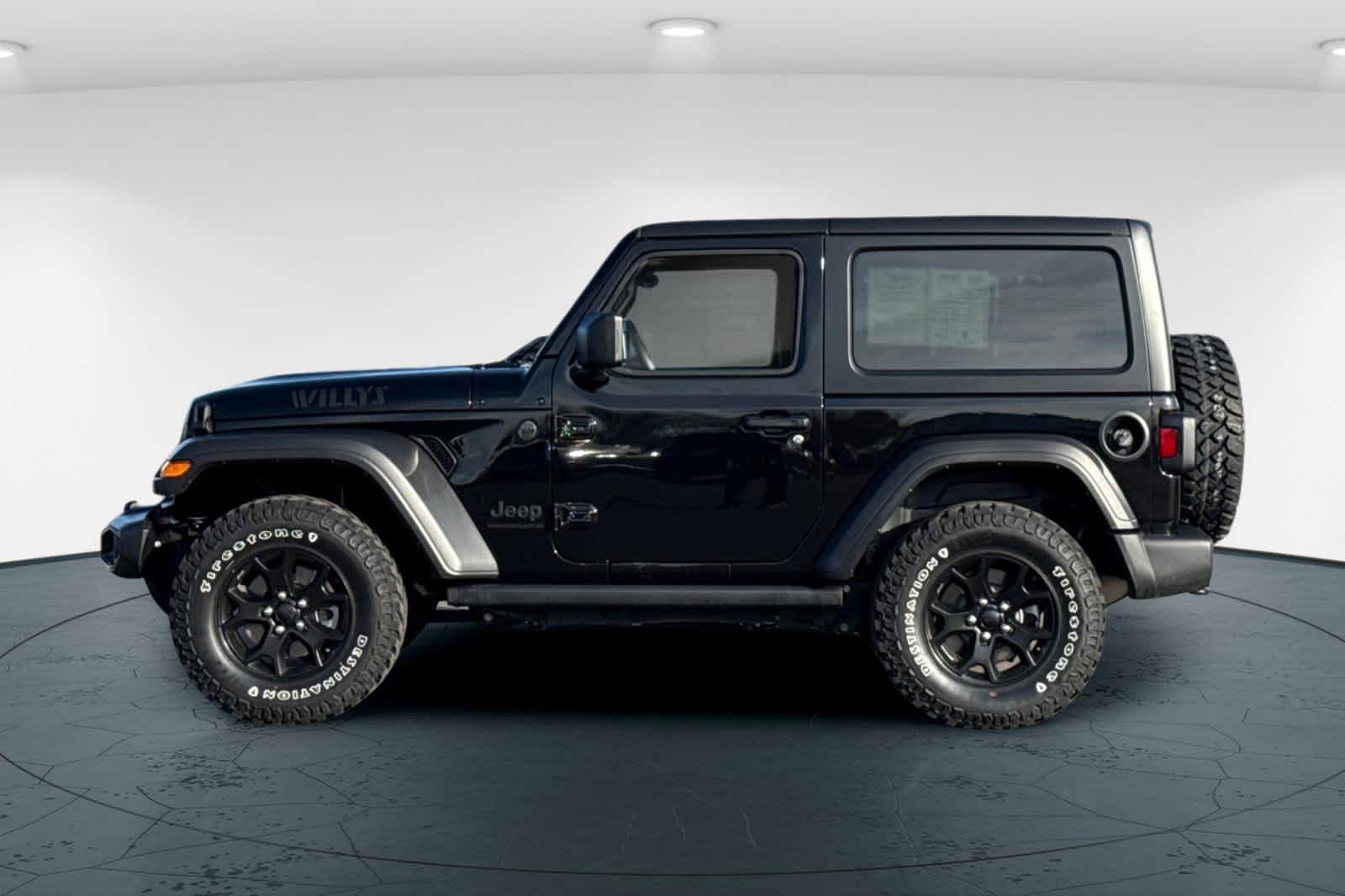Thumbnail: 2023 Jeep Wrangler - 9