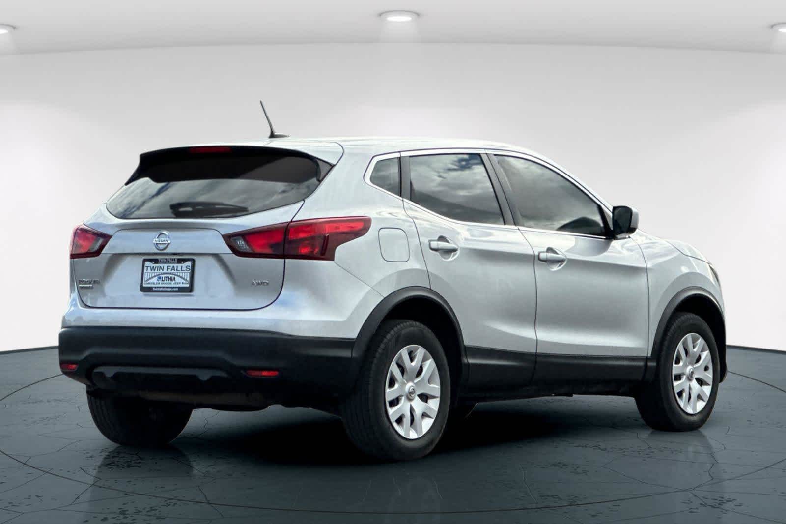 Used 2018 Nissan Rogue Sport S with VIN JN1BJ1CR5JW282059 for sale in Twin Falls, ID
