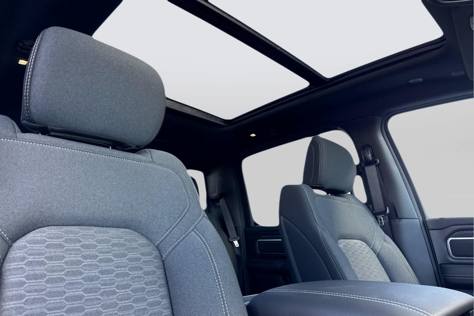 Thumbnail: 2026 RAM 1500 - 17