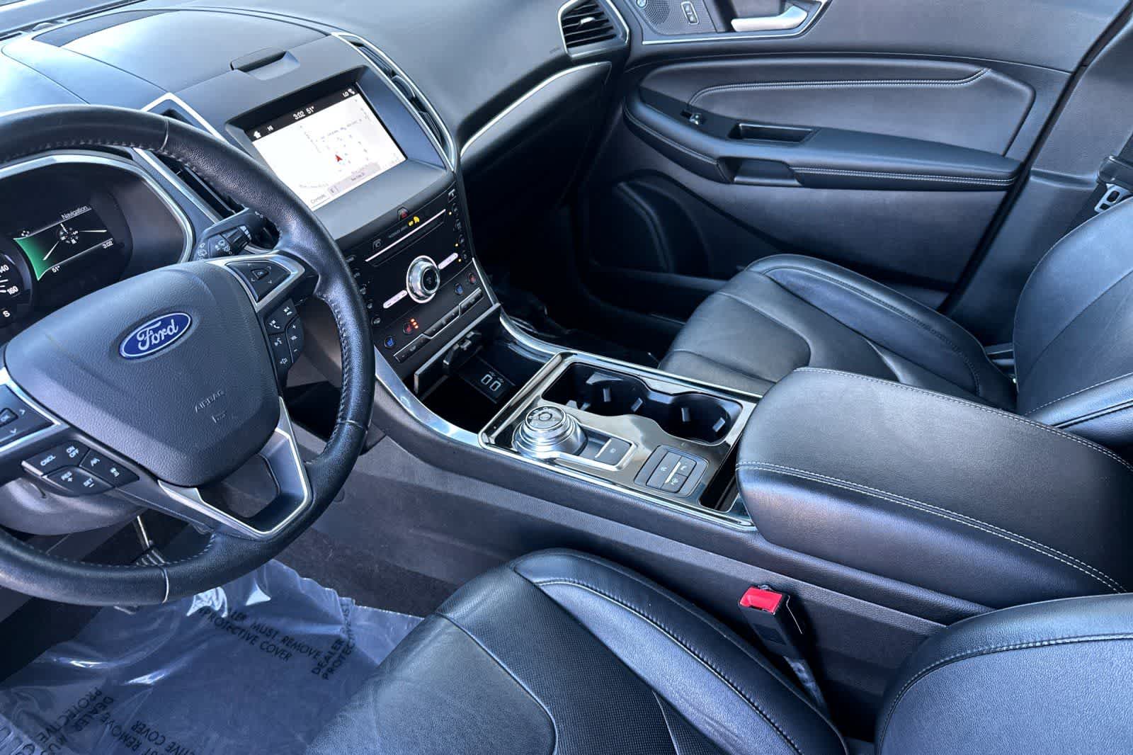 Thumbnail: 2019 Ford Edge - 11