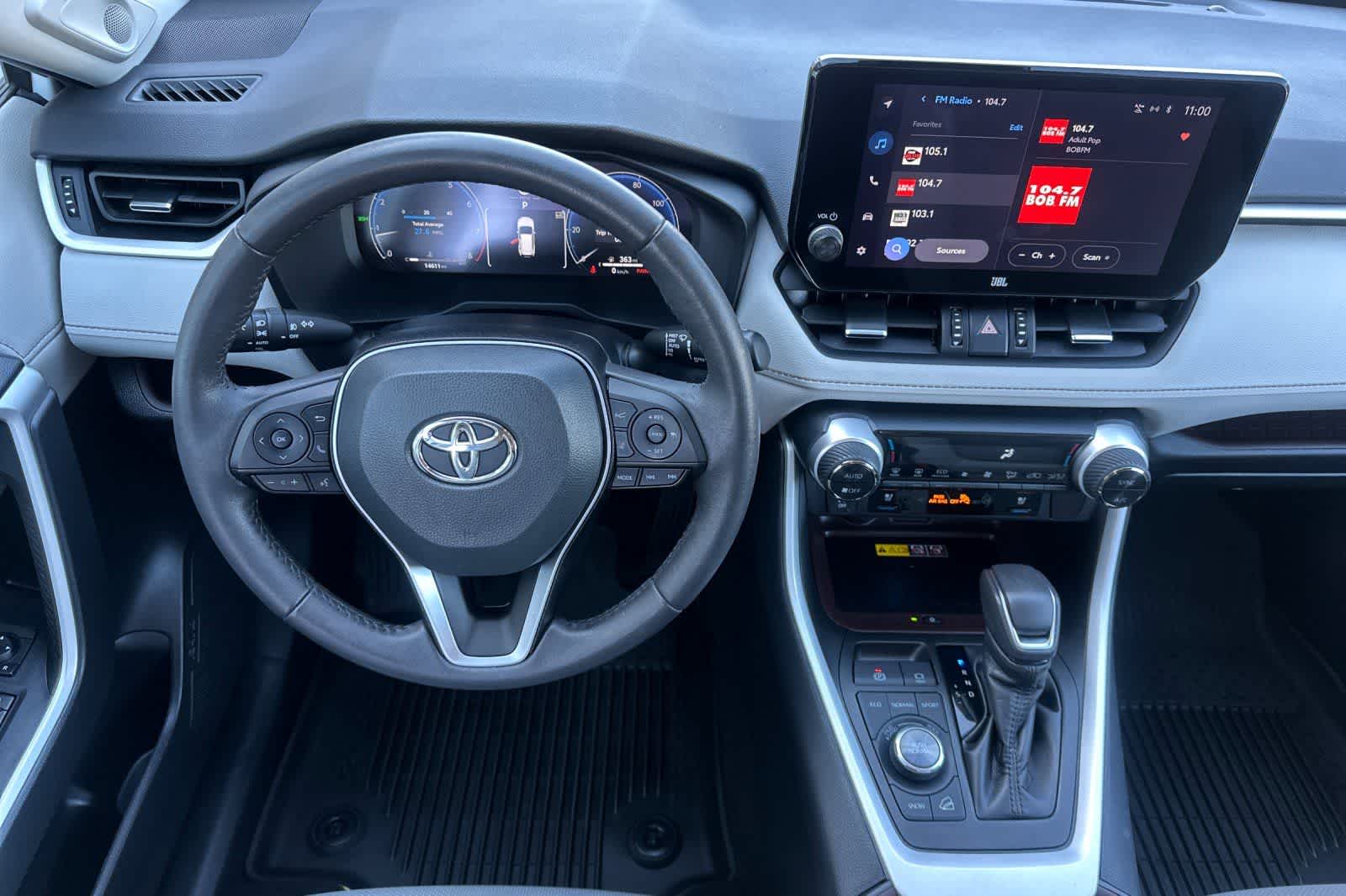 Thumbnail: 2023 Toyota RAV4 - 14