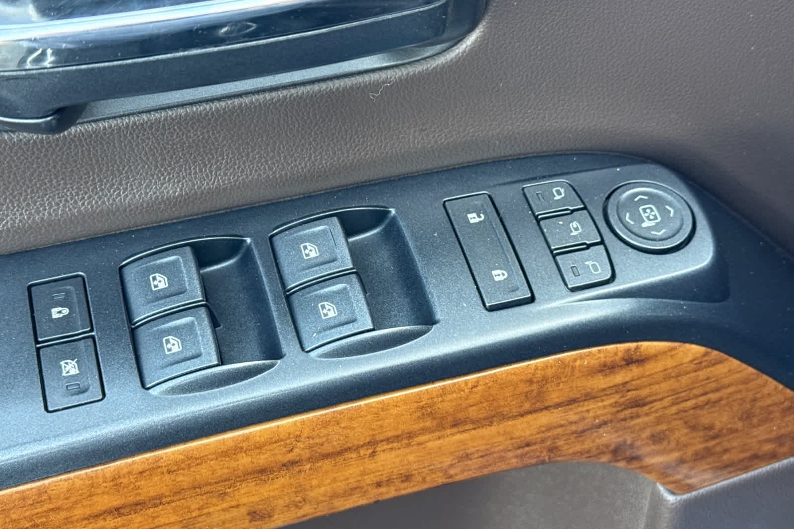 Thumbnail: 2018 Chevrolet Silverado 3500 - 13