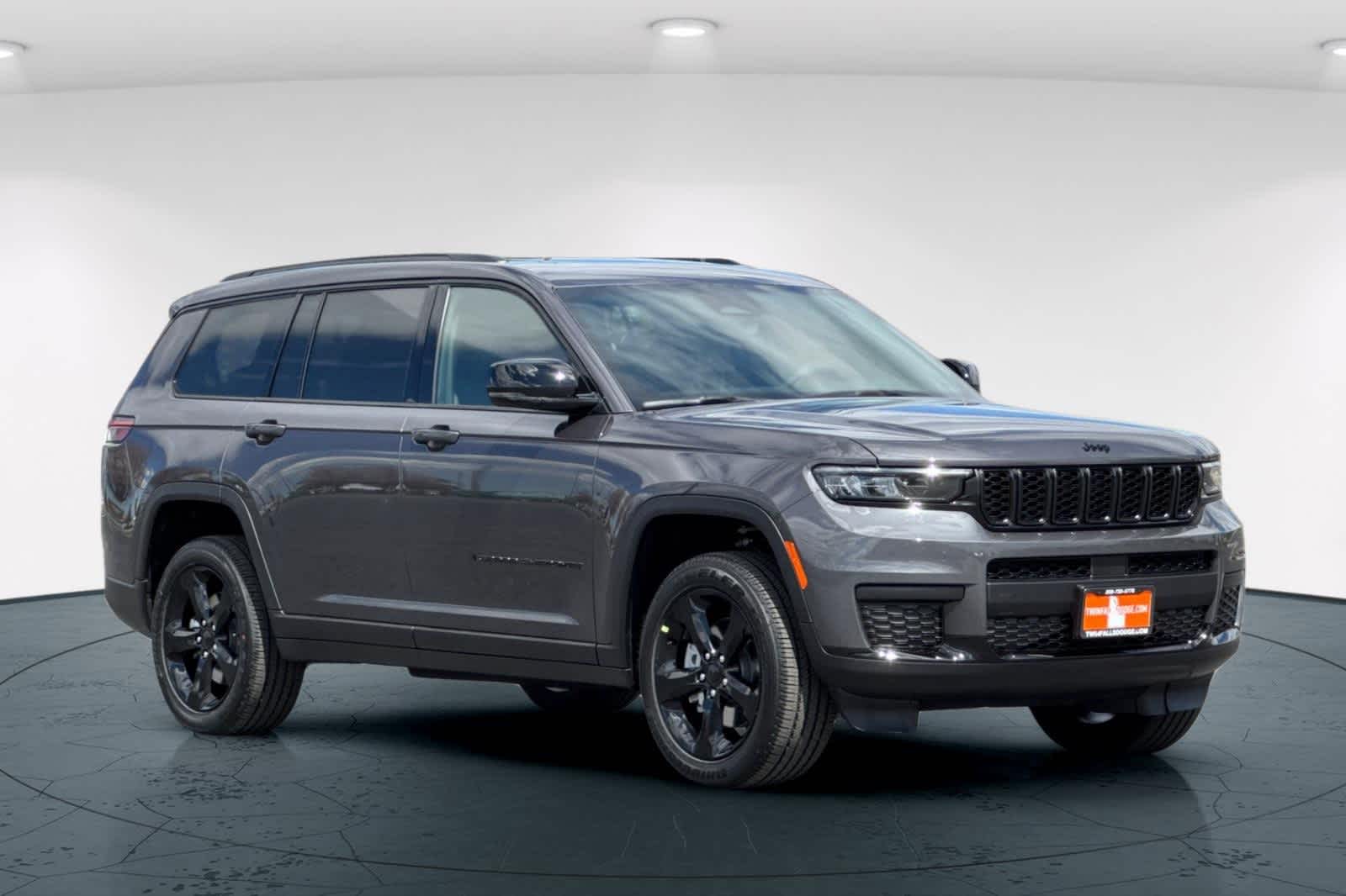 Thumbnail: 2025 Jeep Grand Cherokee - 5