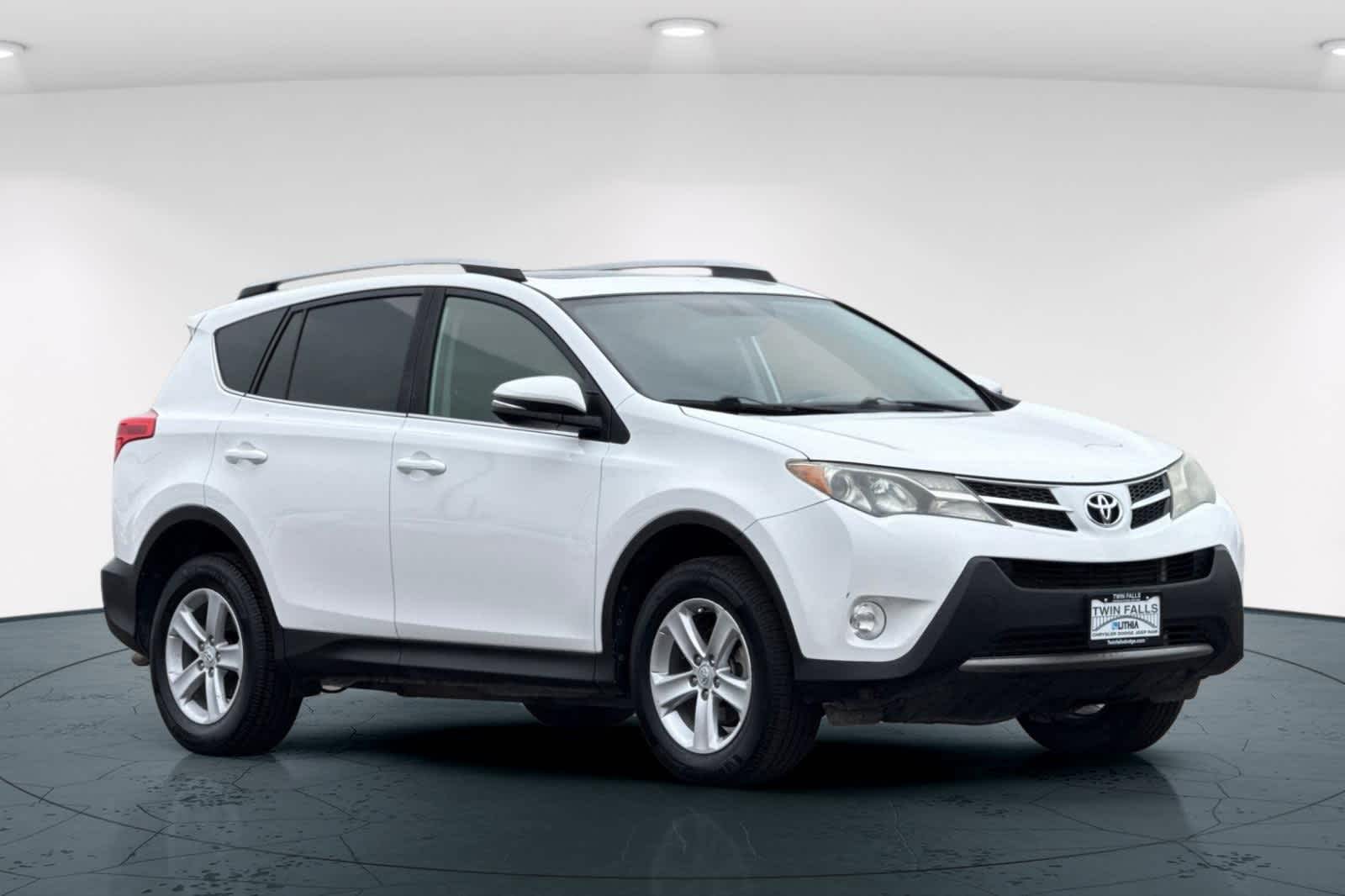Thumbnail: 2013 Toyota RAV4 - 5