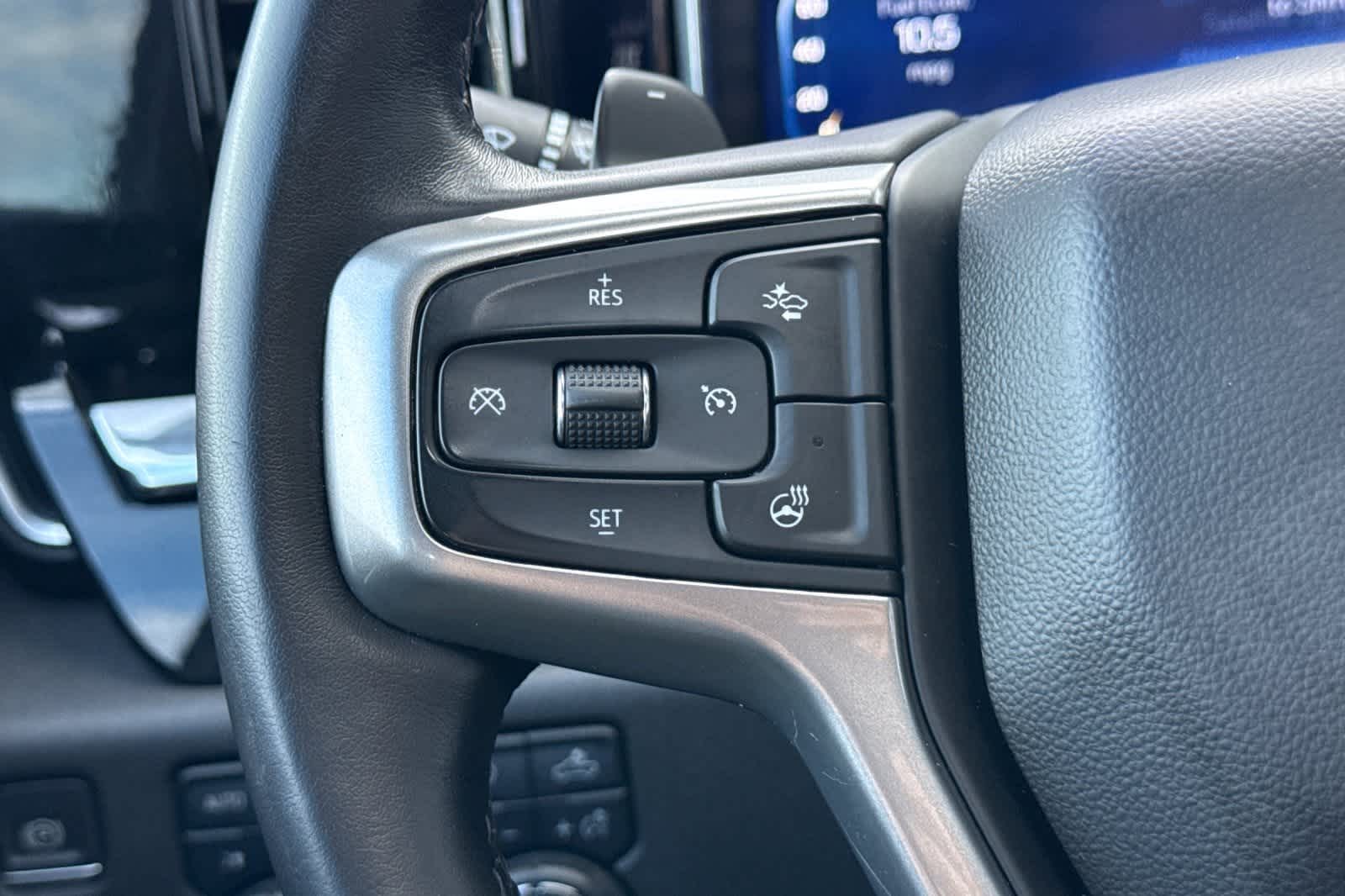 Thumbnail: 2022 Chevrolet Silverado 1500 - 25