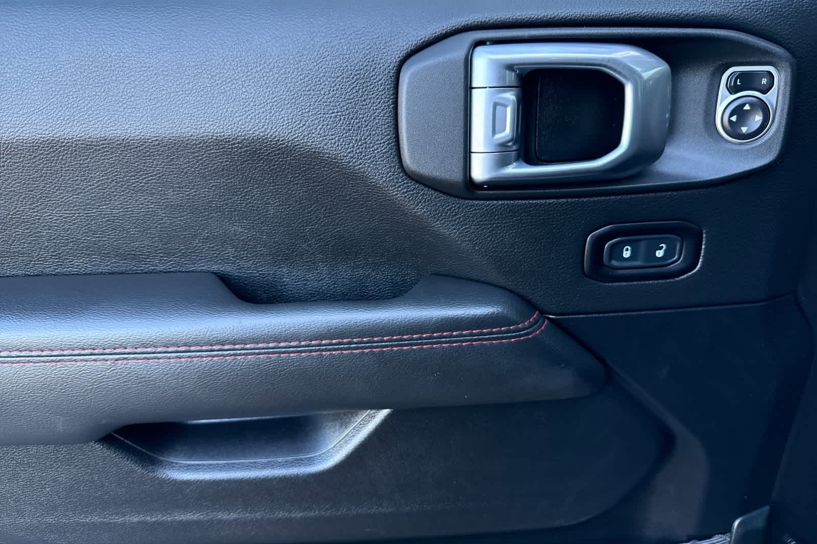 Thumbnail: 2021 Jeep Wrangler - 12