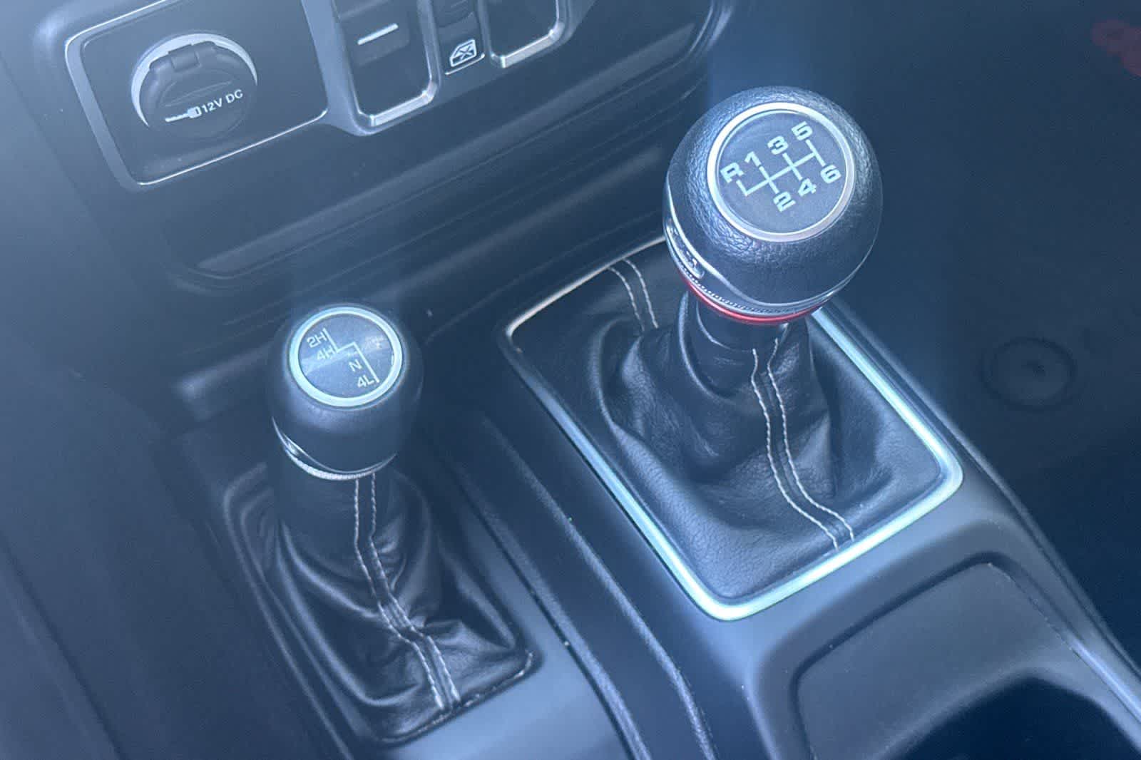 Thumbnail: 2020 Jeep Wrangler - 23