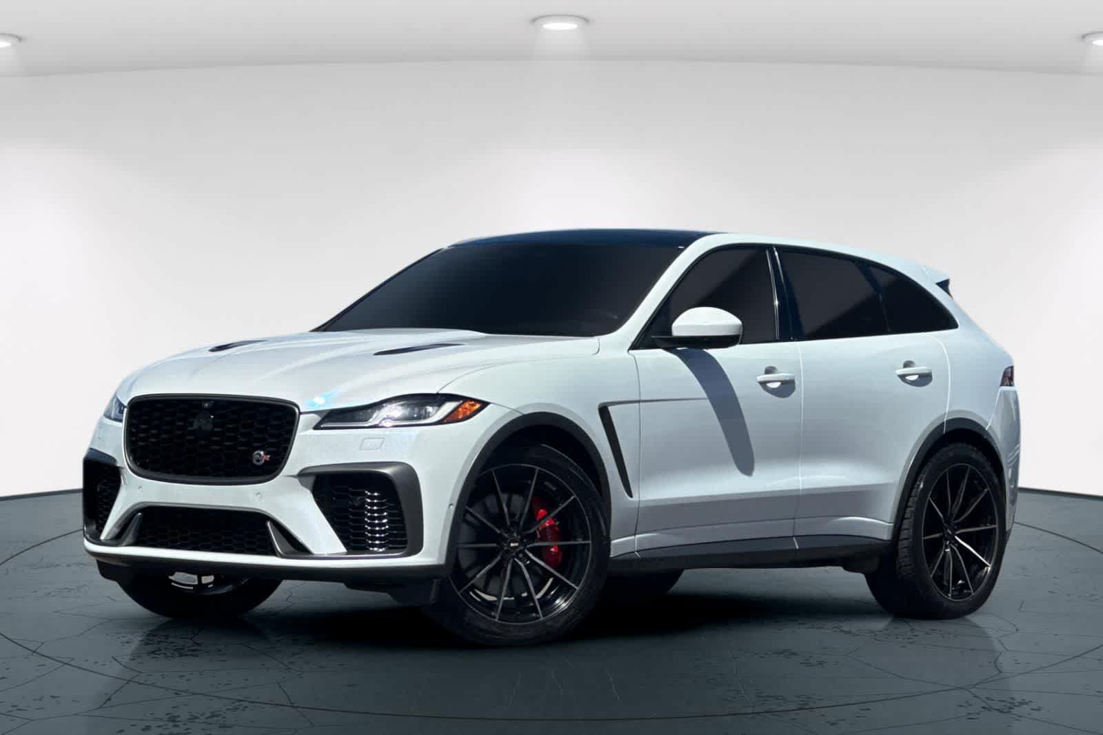 Thumbnail: 2021 Jaguar F-Pace - 1