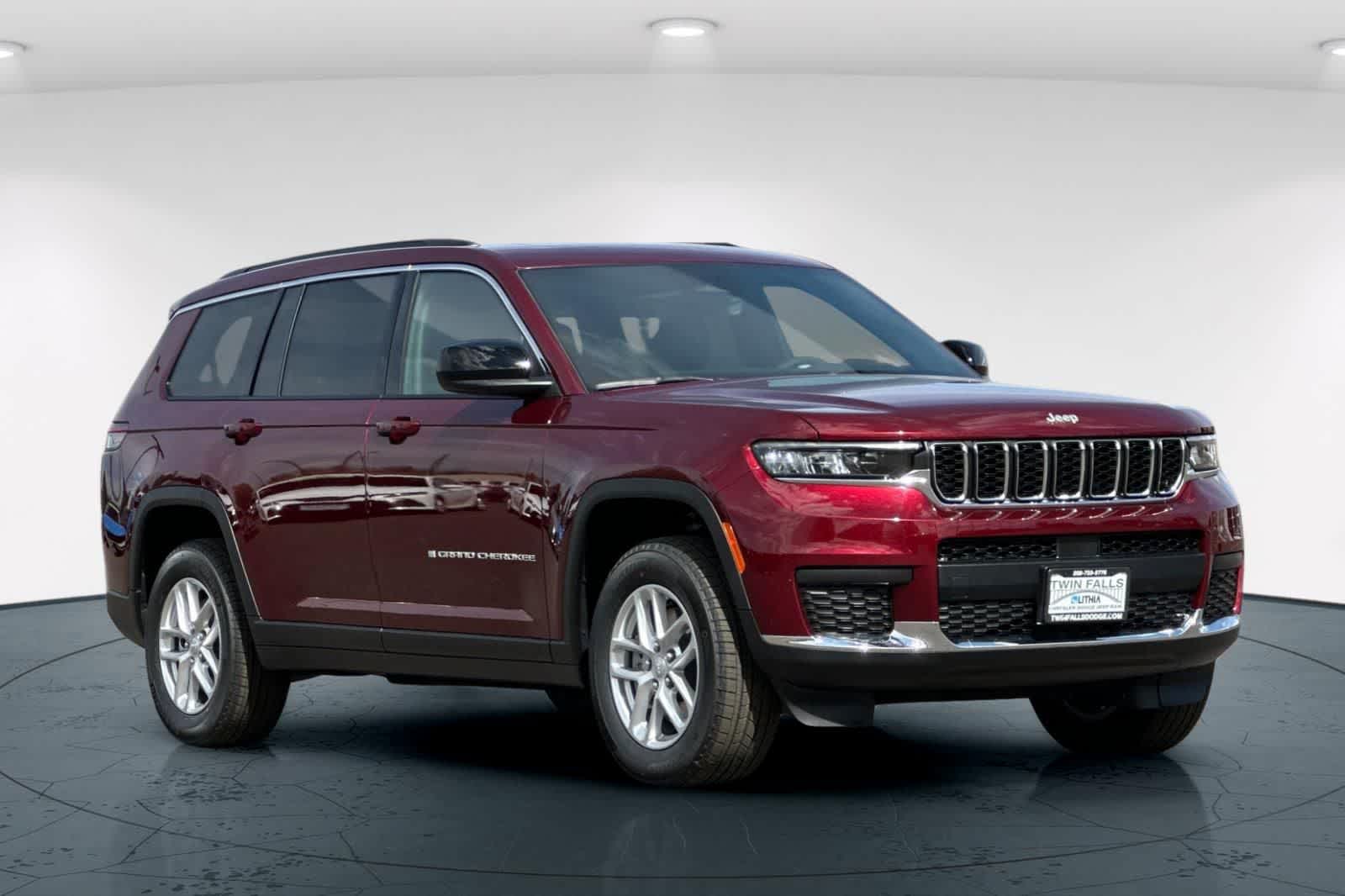 Thumbnail: 2026 Jeep Grand Cherokee - 5