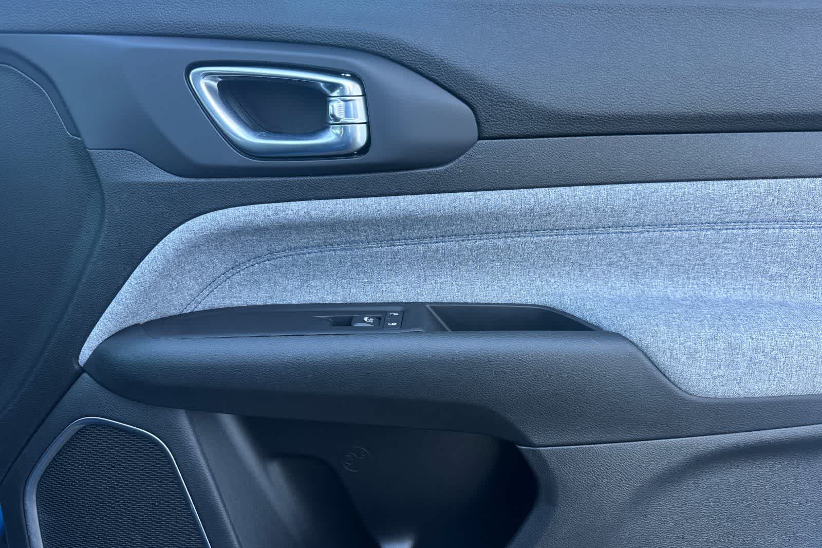 Thumbnail: 2022 Jeep Compass - 19