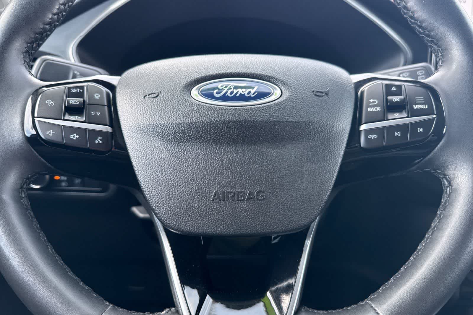 Thumbnail: 2023 Ford Escape - 26