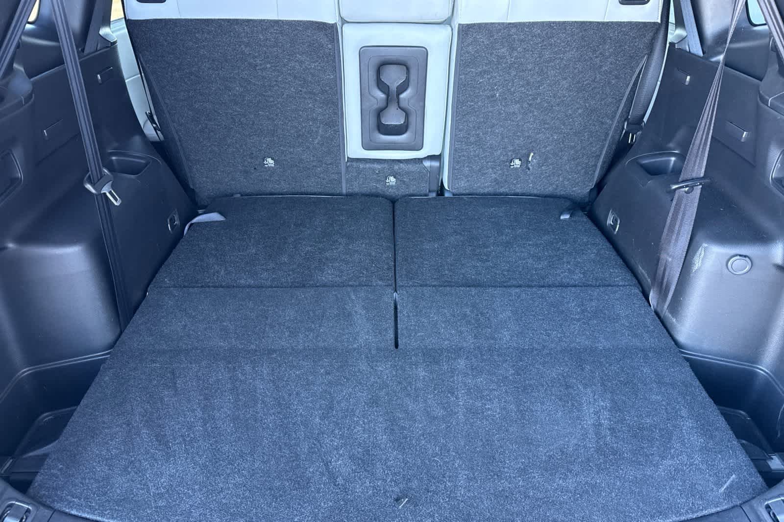 Thumbnail: 2025 Mitsubishi Outlander - 16