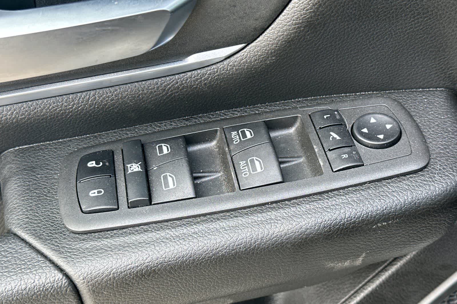 Thumbnail: 2022 RAM 1500 - 13