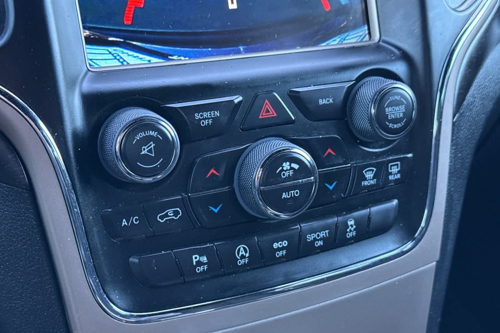 Thumbnail: 2017 Jeep Grand Cherokee - 22