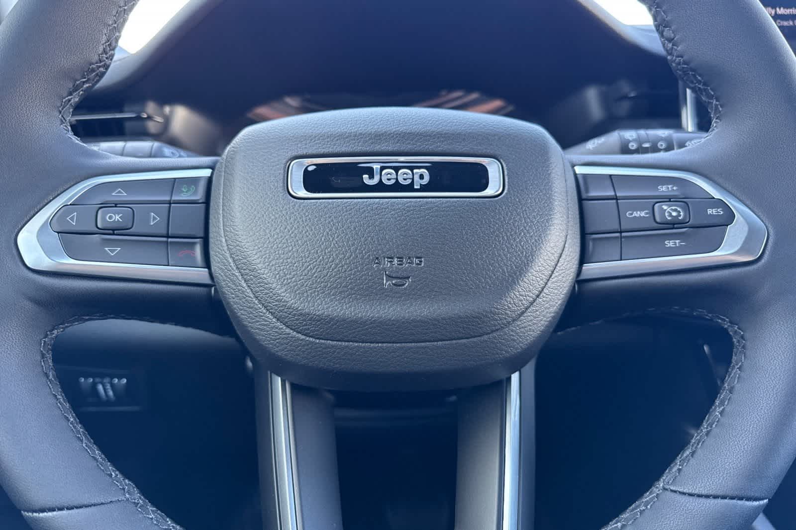 Thumbnail: 2025 Jeep Compass - 25