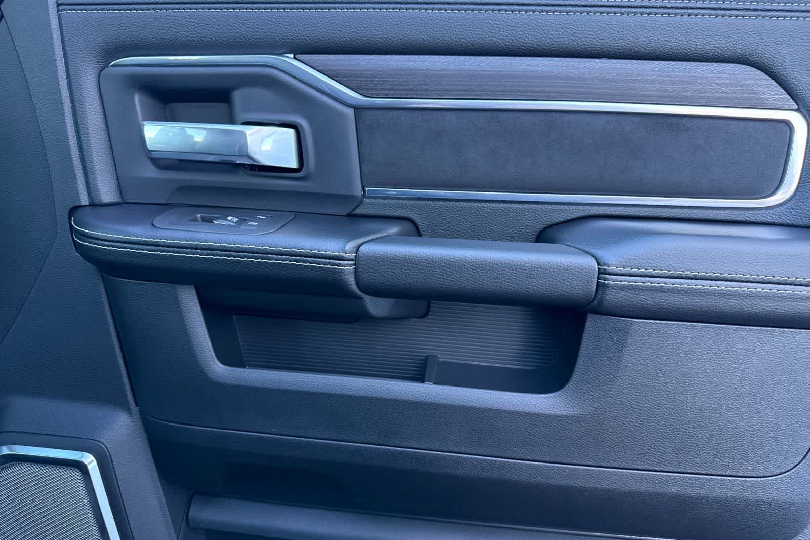 Thumbnail: 2026 RAM 3500 - 18