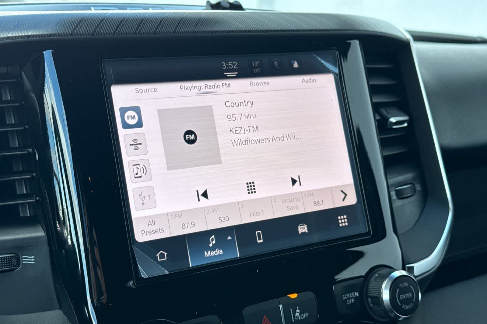 Thumbnail: 2026 RAM 1500 - 19