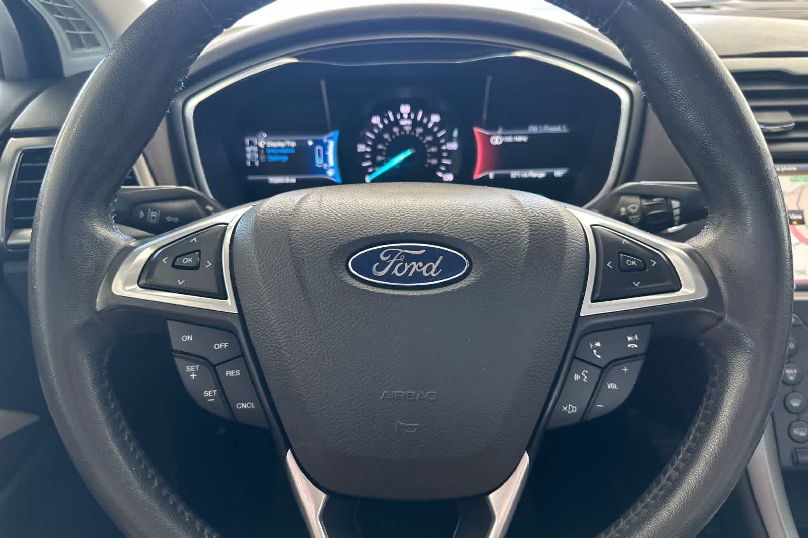 Thumbnail: 2016 Ford Fusion - 25