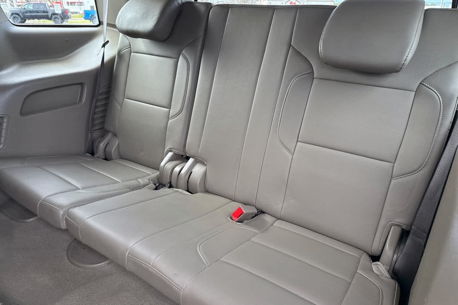 Thumbnail: 2020 GMC Yukon - 17