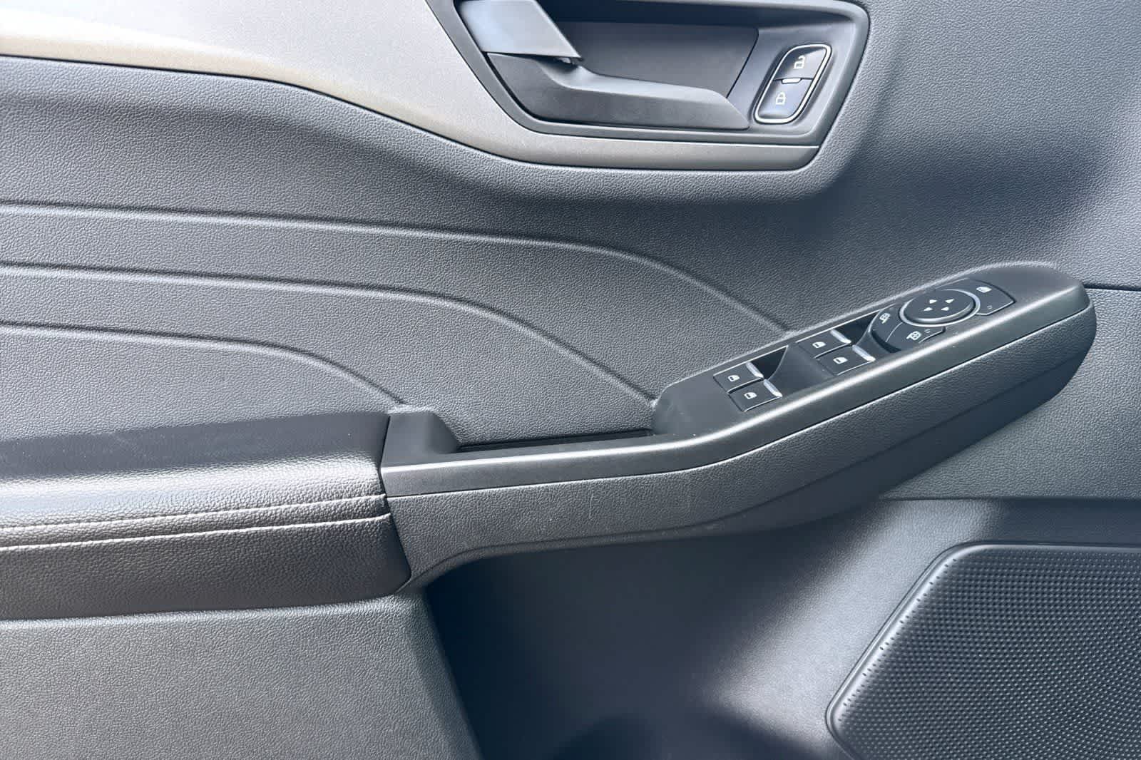 Thumbnail: 2023 Ford Escape - 12