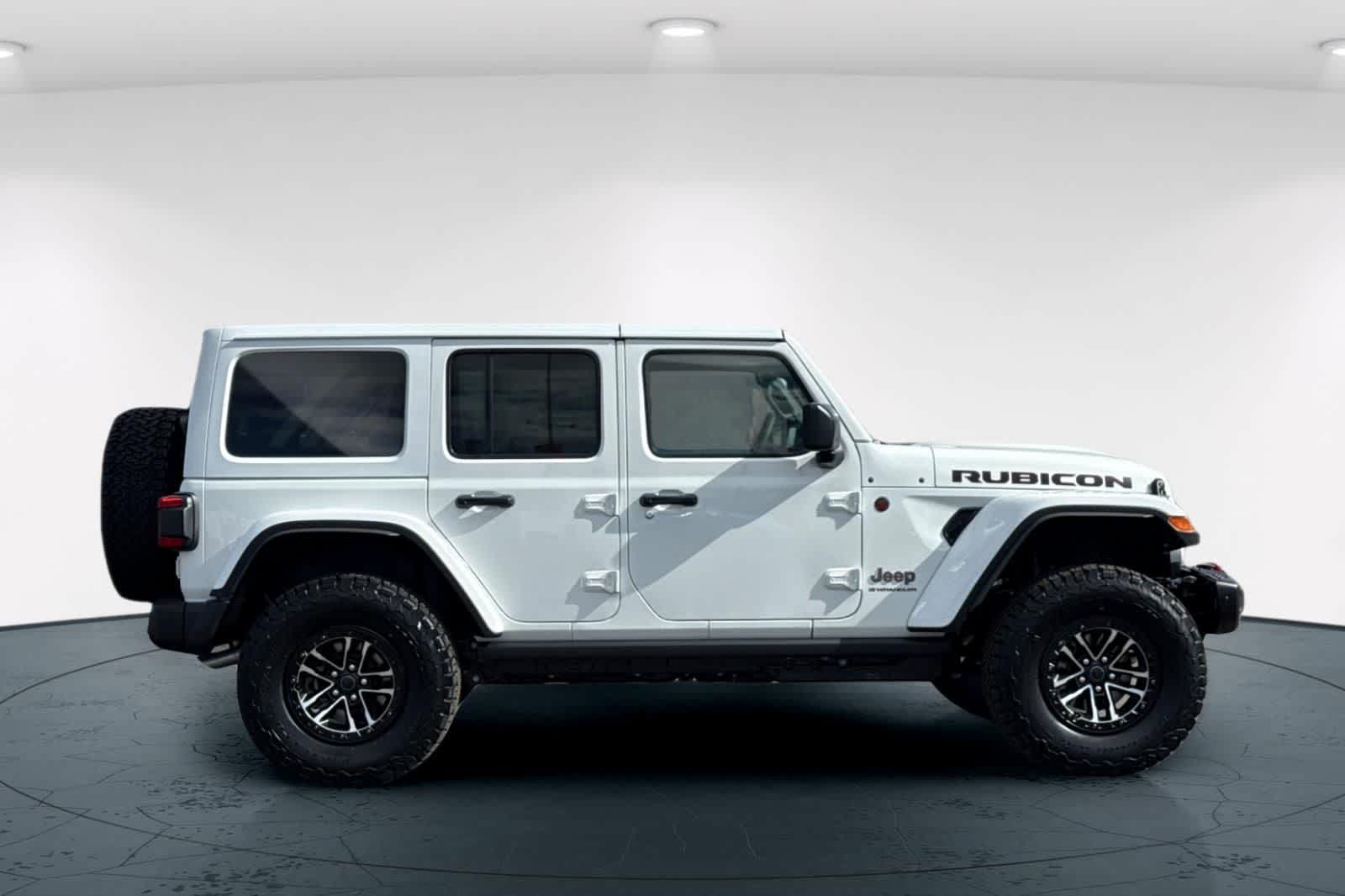 Thumbnail: 2026 Jeep Wrangler - 6