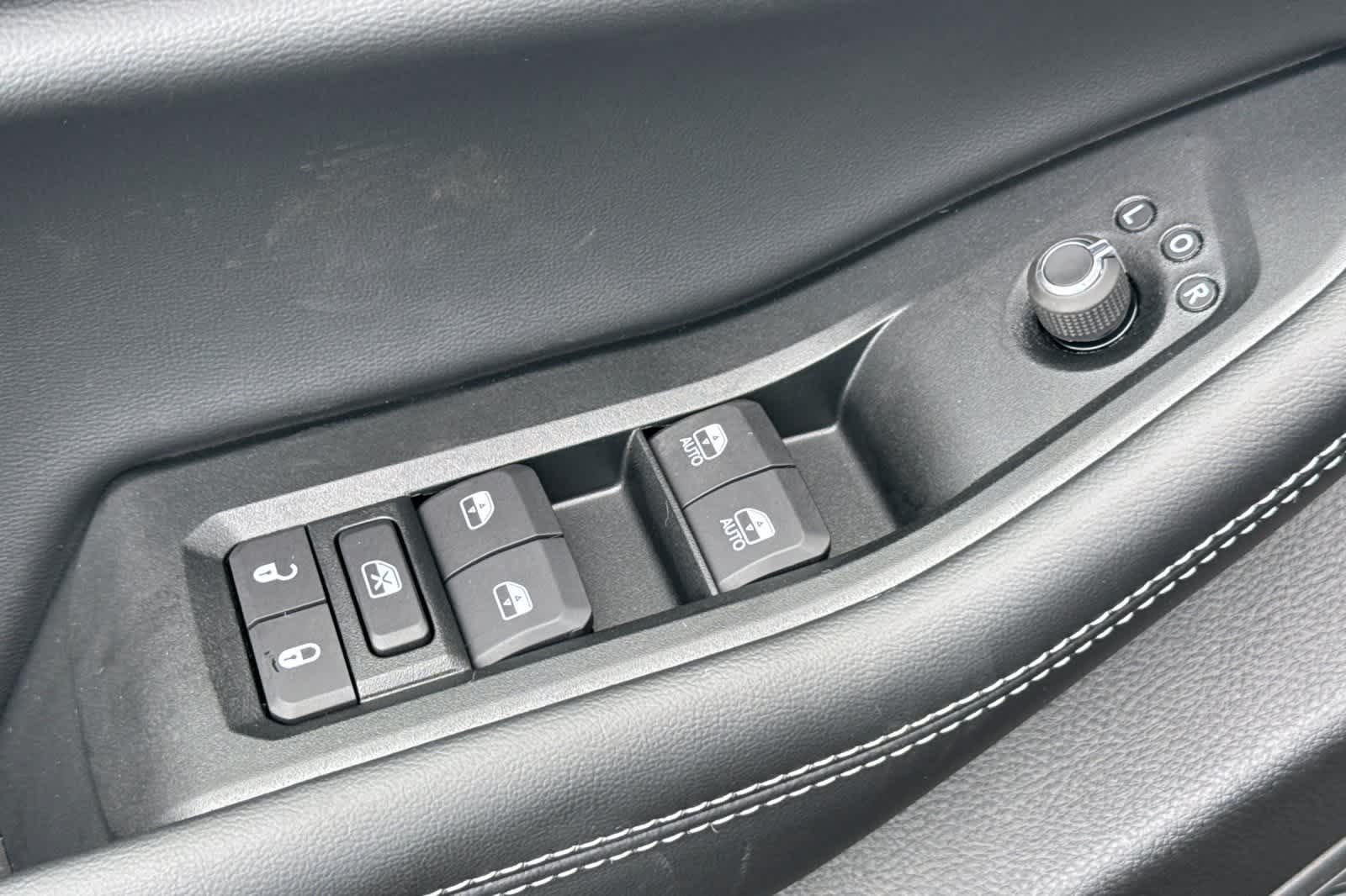 Thumbnail: 2025 Jeep Grand Cherokee - 13