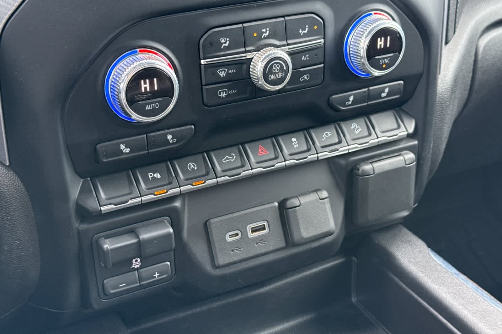 Thumbnail: 2021 GMC Sierra 1500 - 21