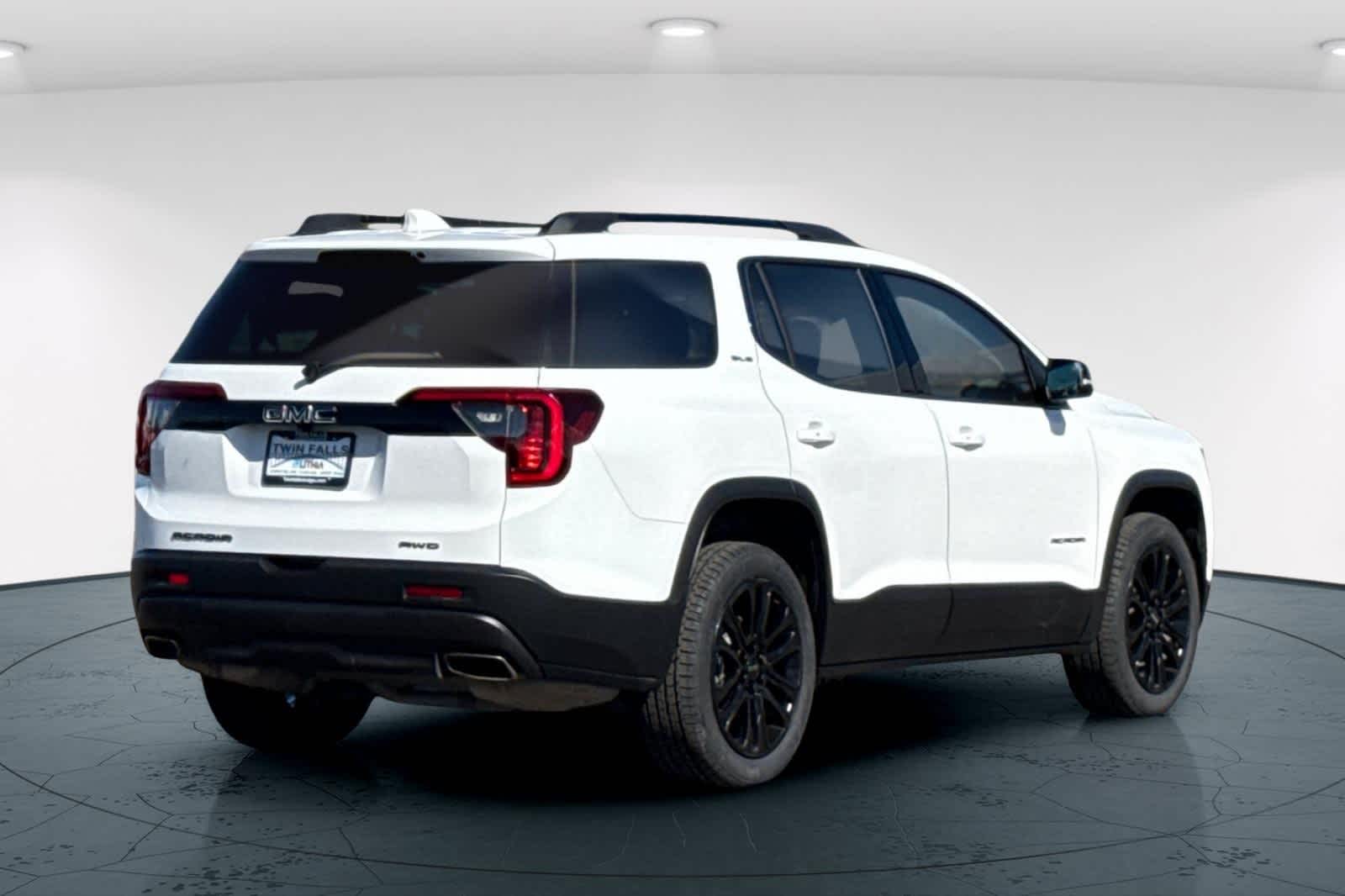 2023 Gmc Acadia SLE photo 2