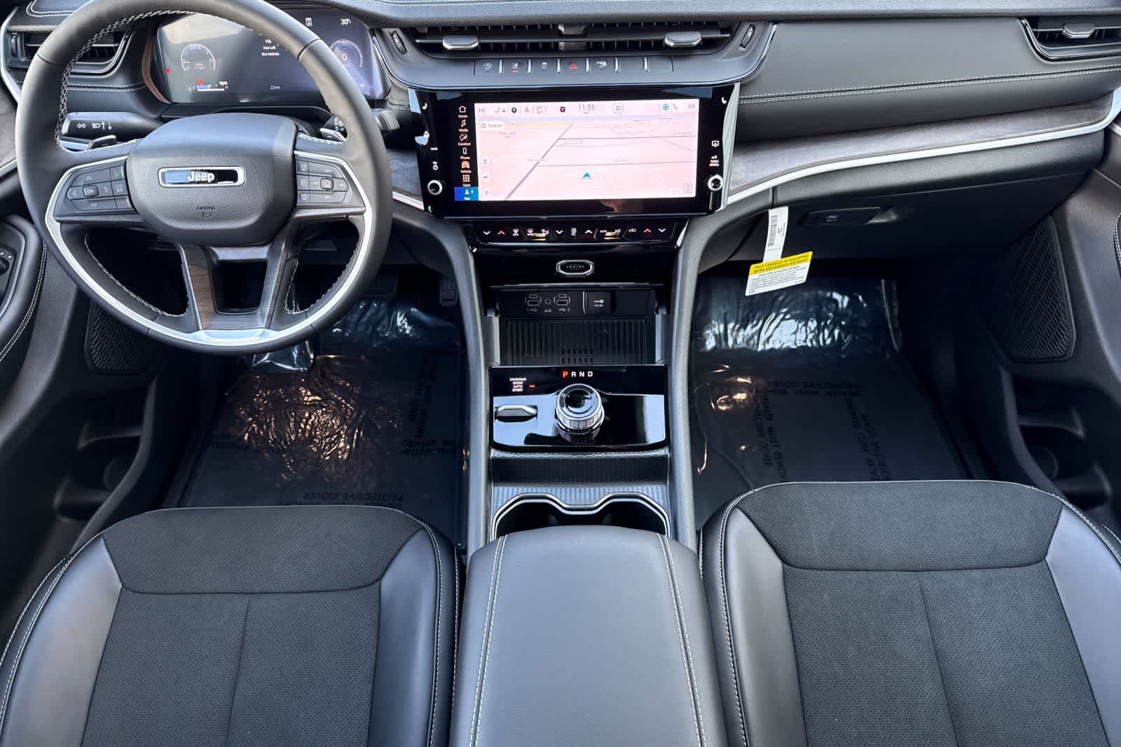 Thumbnail: 2026 Jeep Grand Cherokee - 3