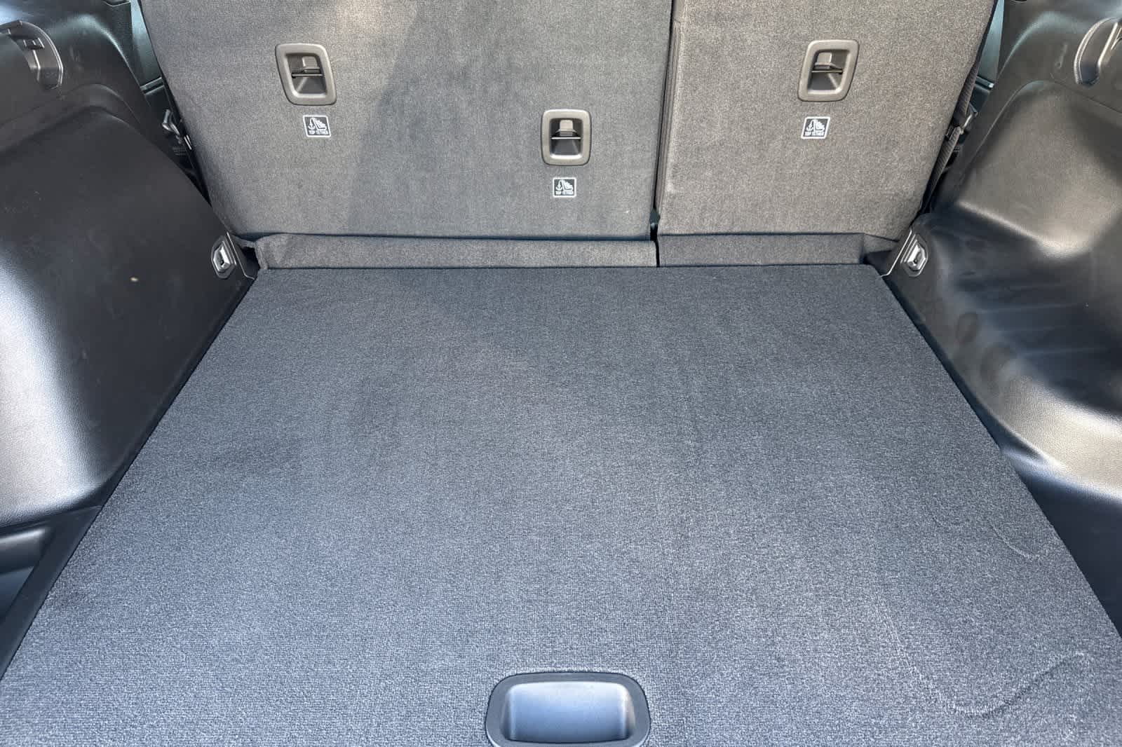 Thumbnail: 2025 Jeep Grand Cherokee - 16