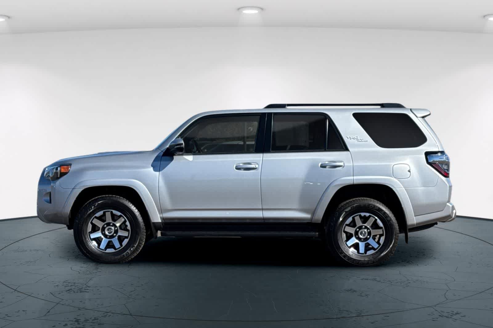 Thumbnail: 2024 Toyota 4Runner - 9