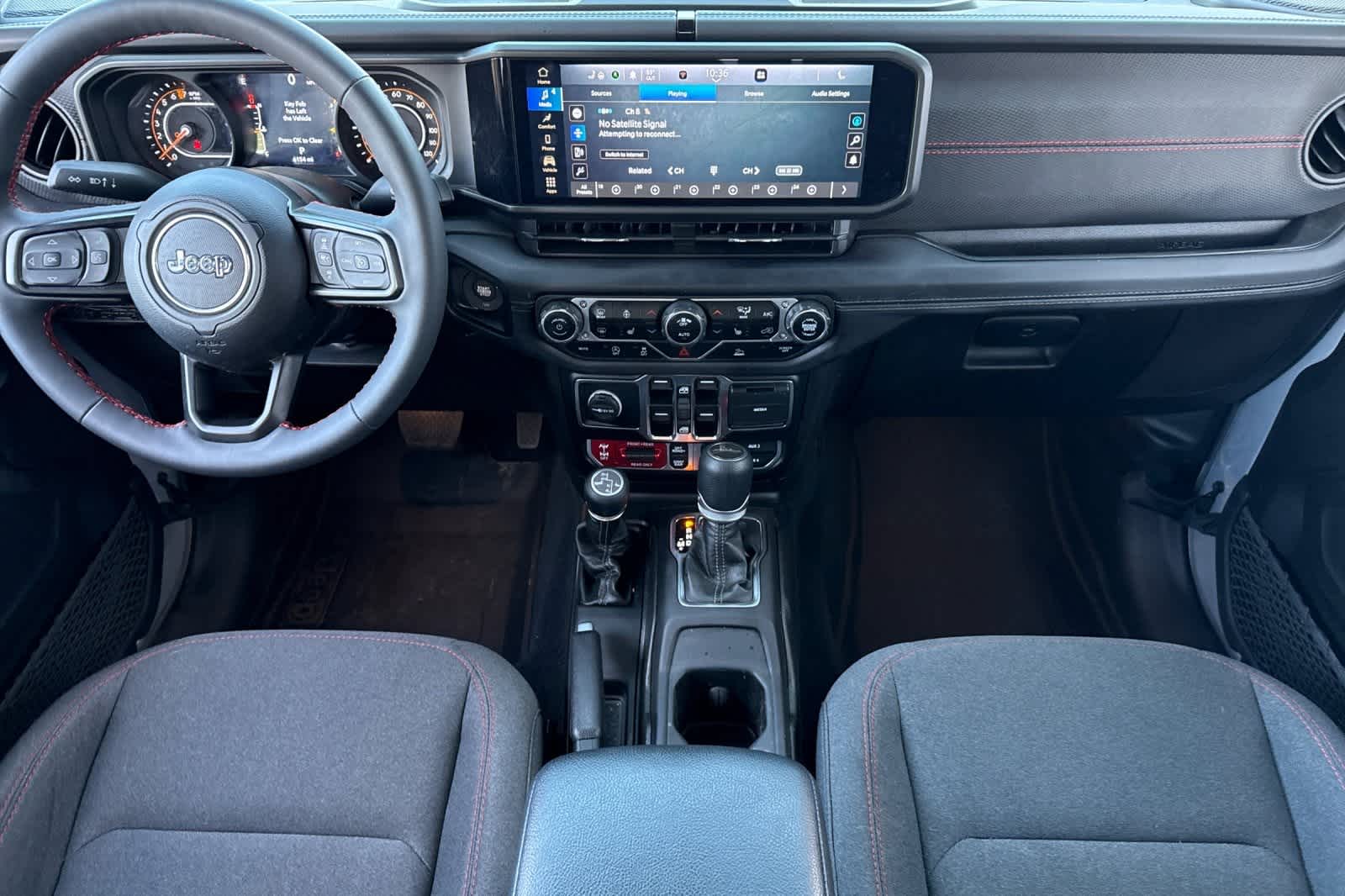 Thumbnail: 2024 Jeep Gladiator - 3