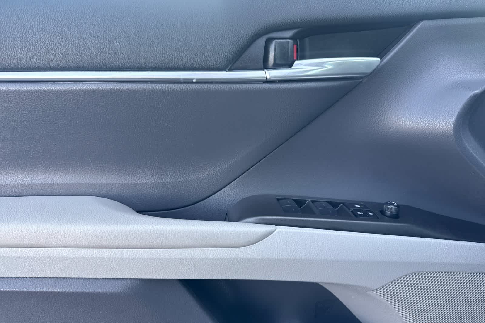 Thumbnail: 2024 Toyota Camry - 12