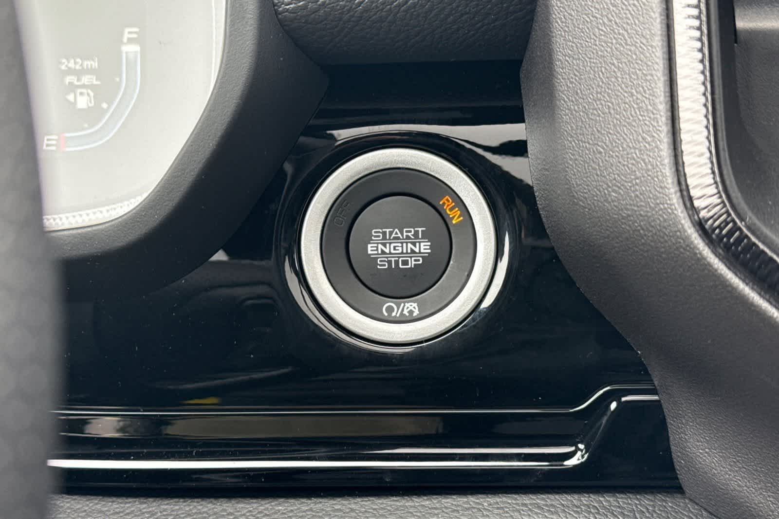 Thumbnail: 2026 RAM 1500 - 24