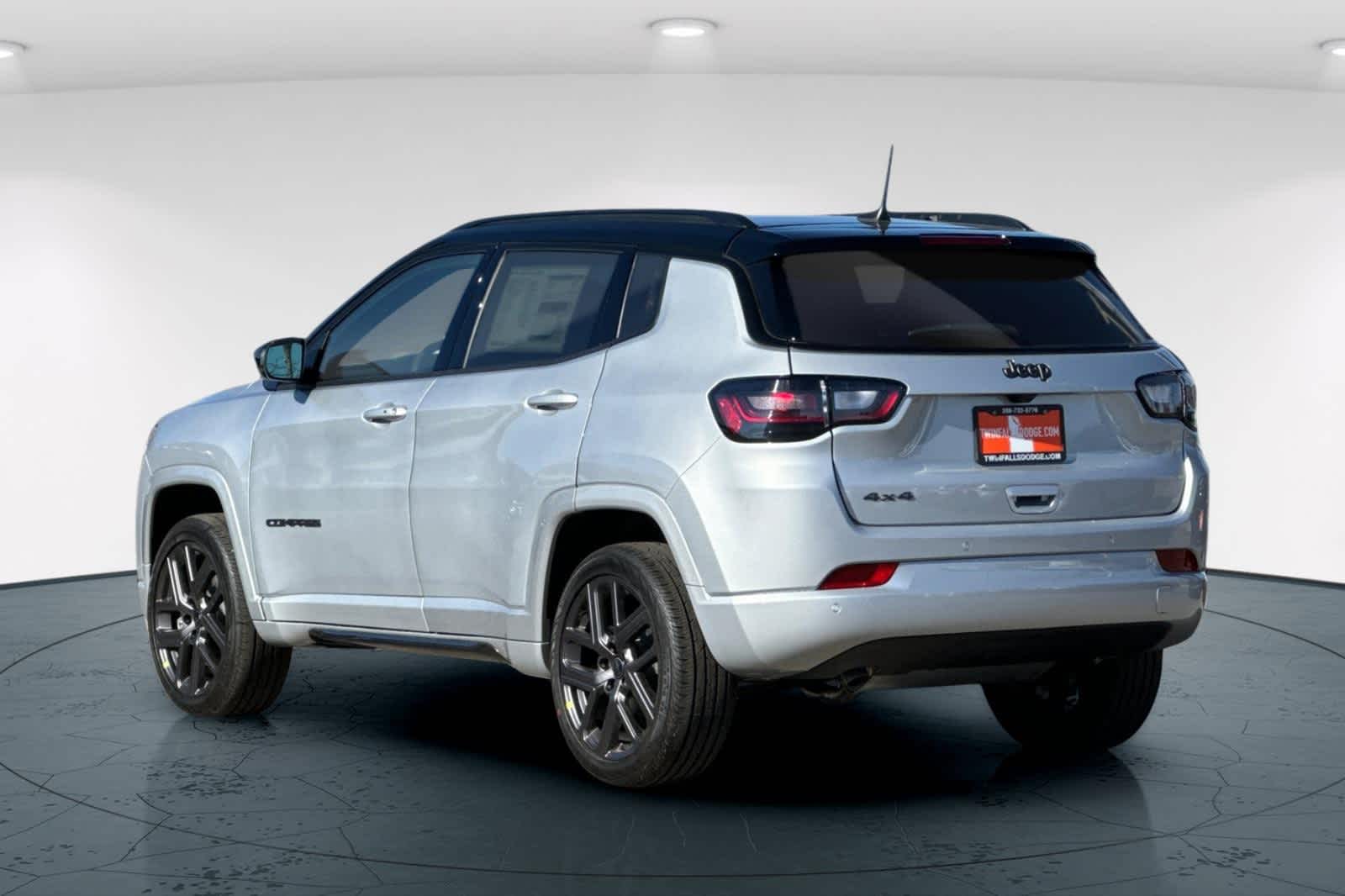 Thumbnail: 2025 Jeep Compass - 8