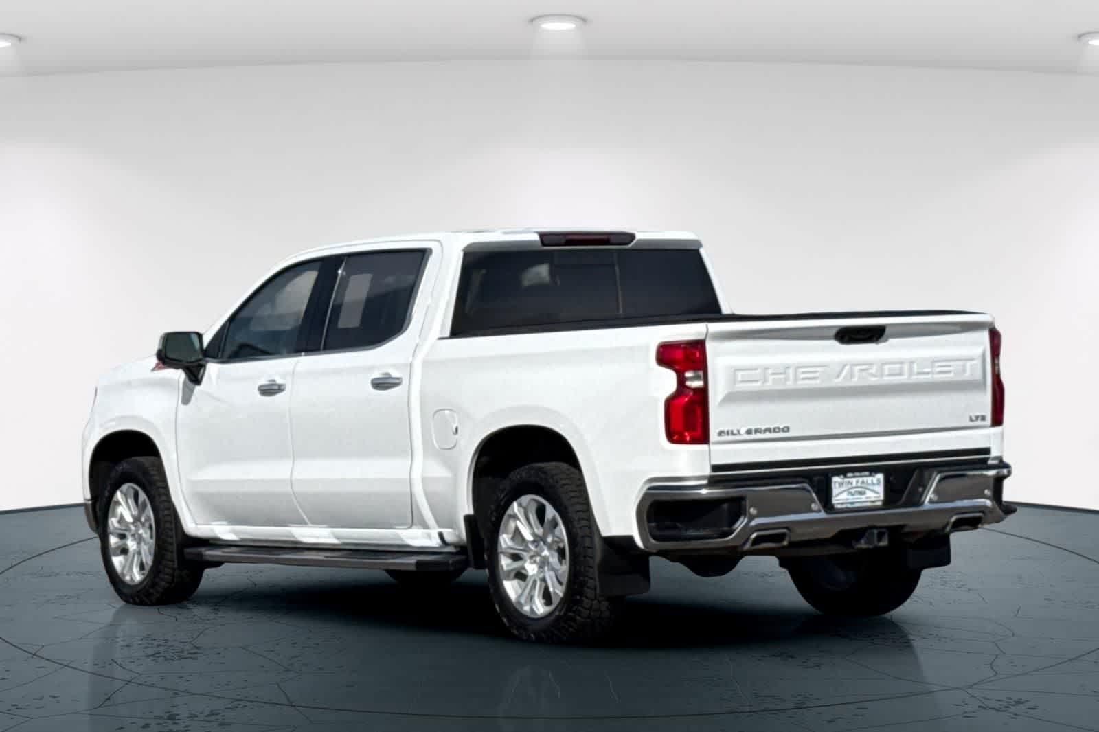 Thumbnail: 2023 Chevrolet Silverado 1500 - 8