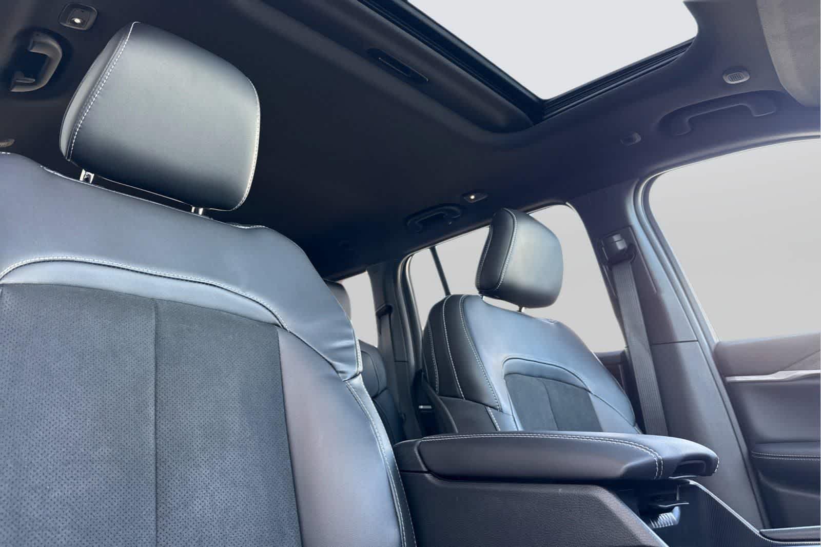 Thumbnail: 2026 Jeep Grand Cherokee - 18