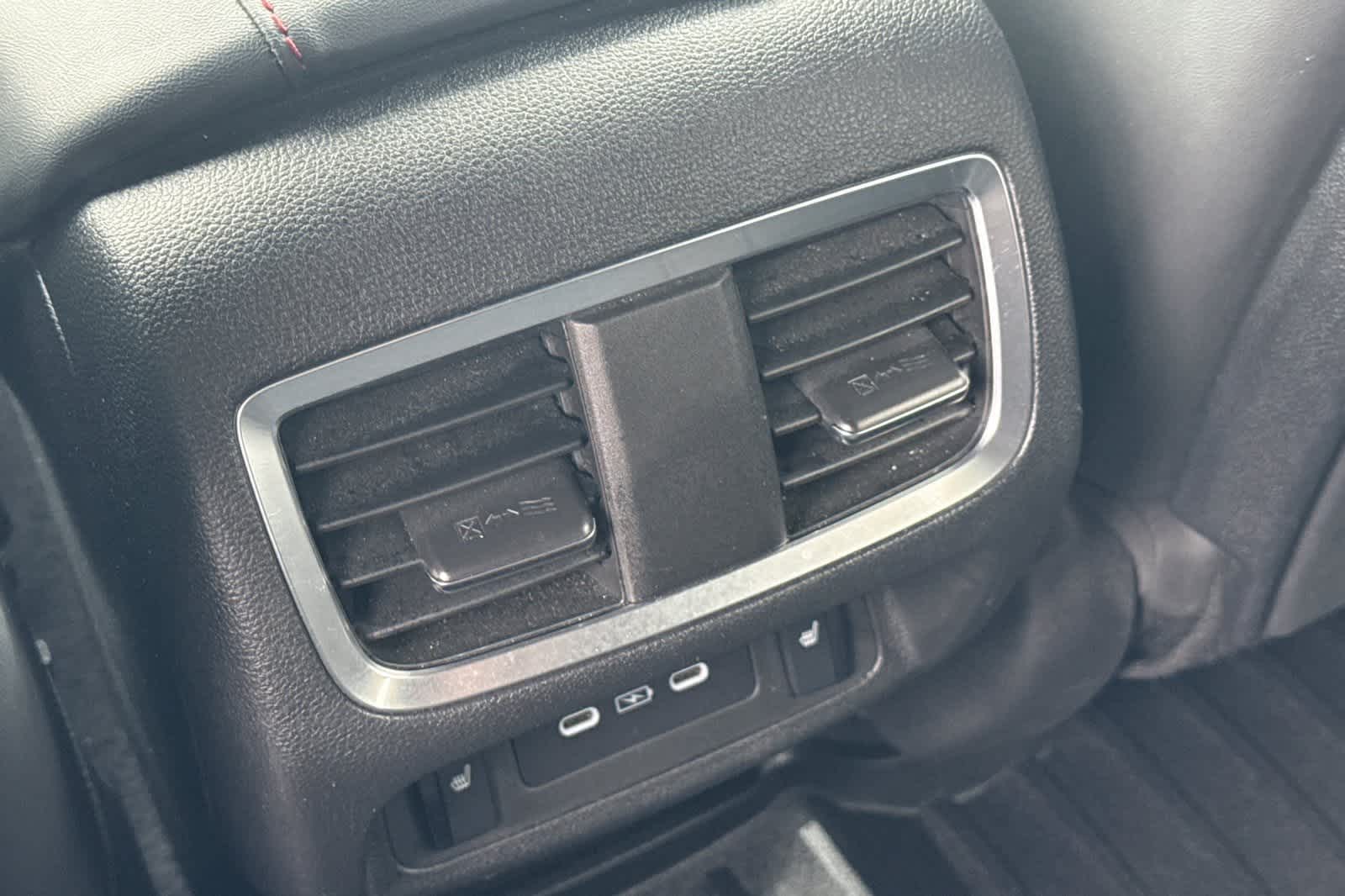 Thumbnail: 2022 Acura RDX - 15