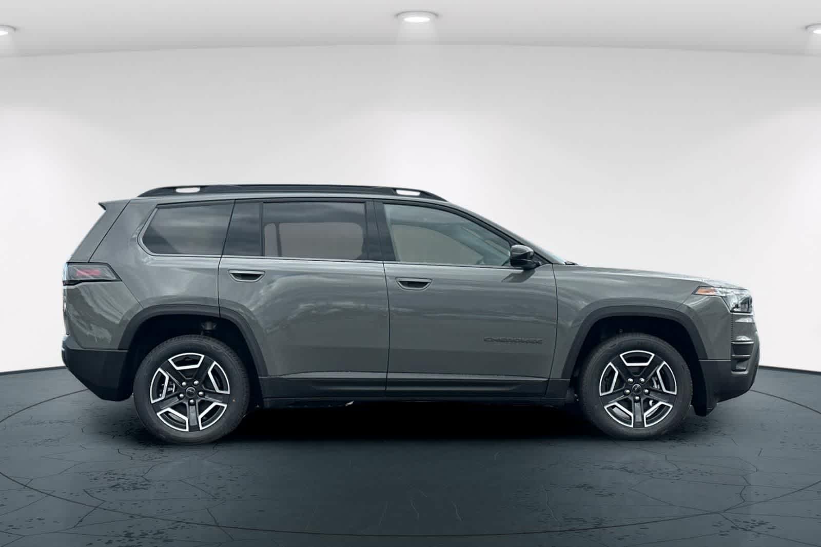 Thumbnail: 2026 Jeep Cherokee - 6