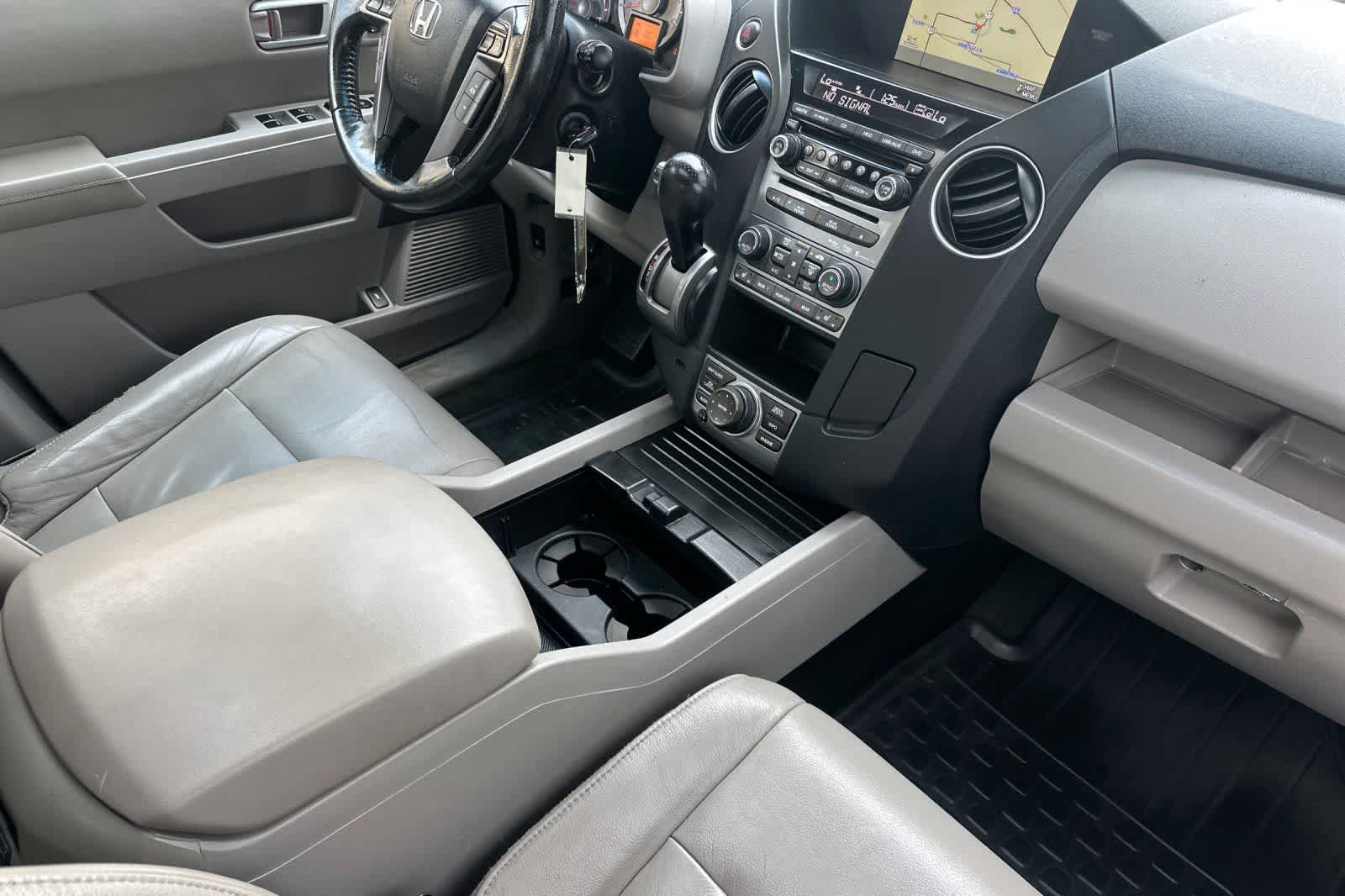 Thumbnail: 2015 Honda Pilot - 19