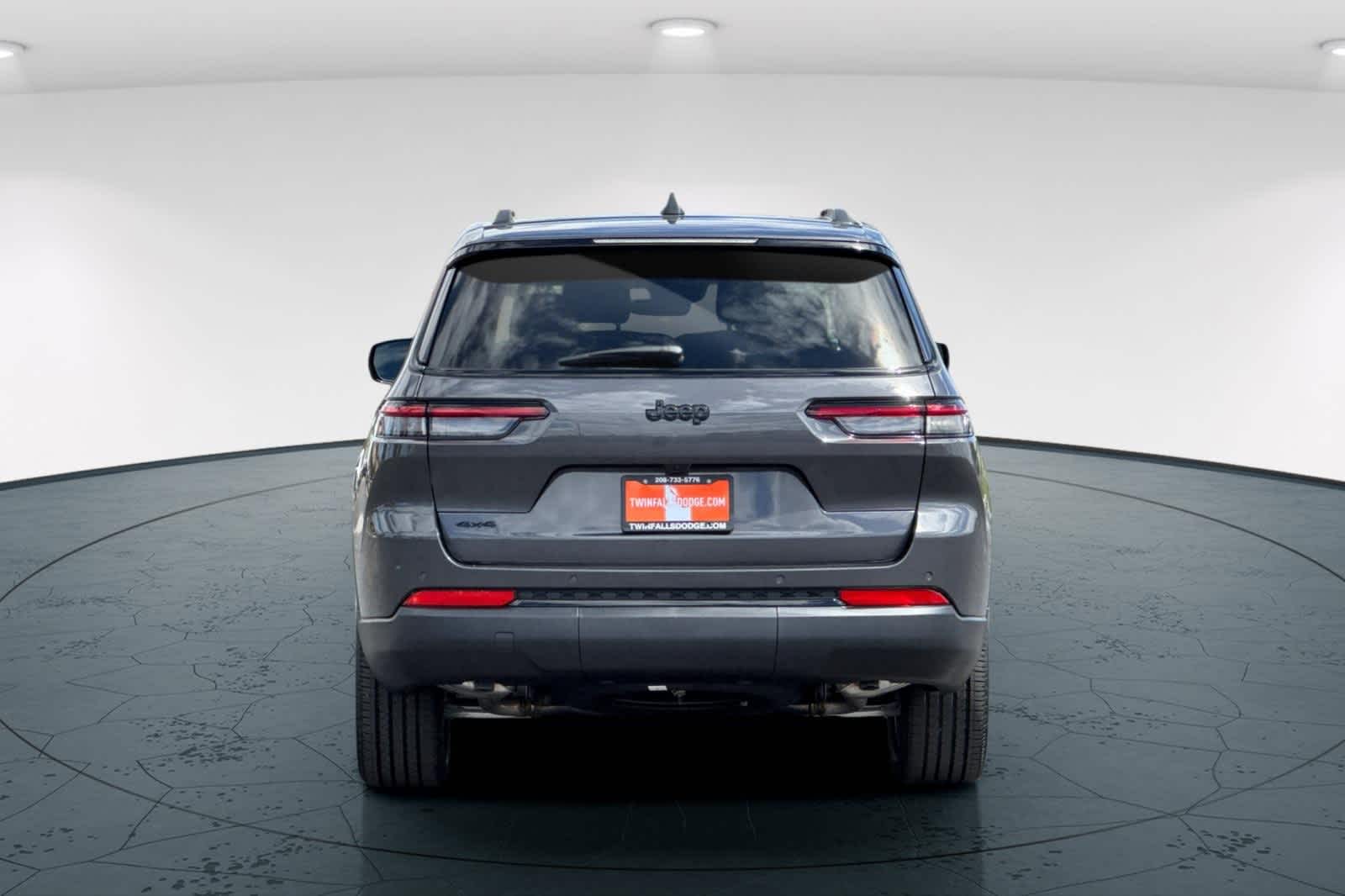 Thumbnail: 2025 Jeep Grand Cherokee - 7