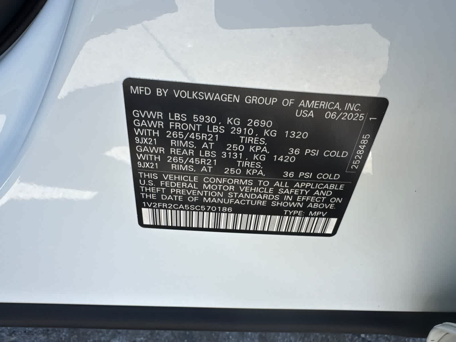 Thumbnail: 2025 Volkswagen Atlas - 21