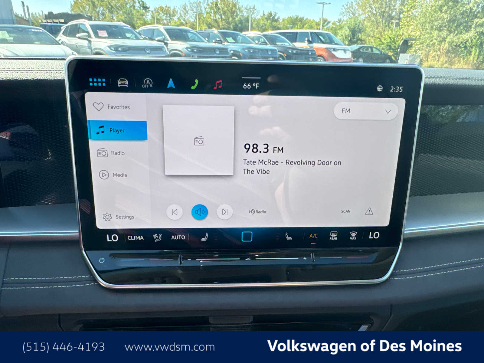 Thumbnail: 2025 Volkswagen Tiguan - 17