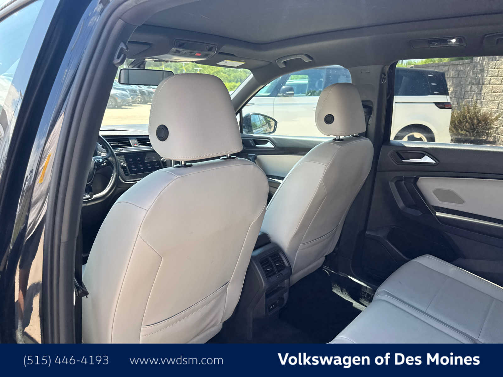 Thumbnail: 2021 Volkswagen Tiguan - 13