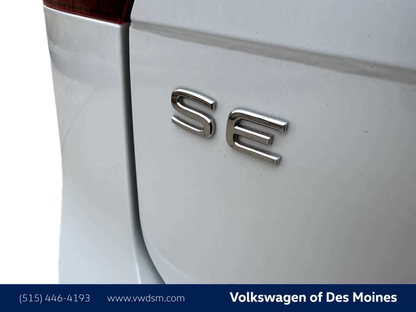 Thumbnail: 2022 Volkswagen Tiguan - 6