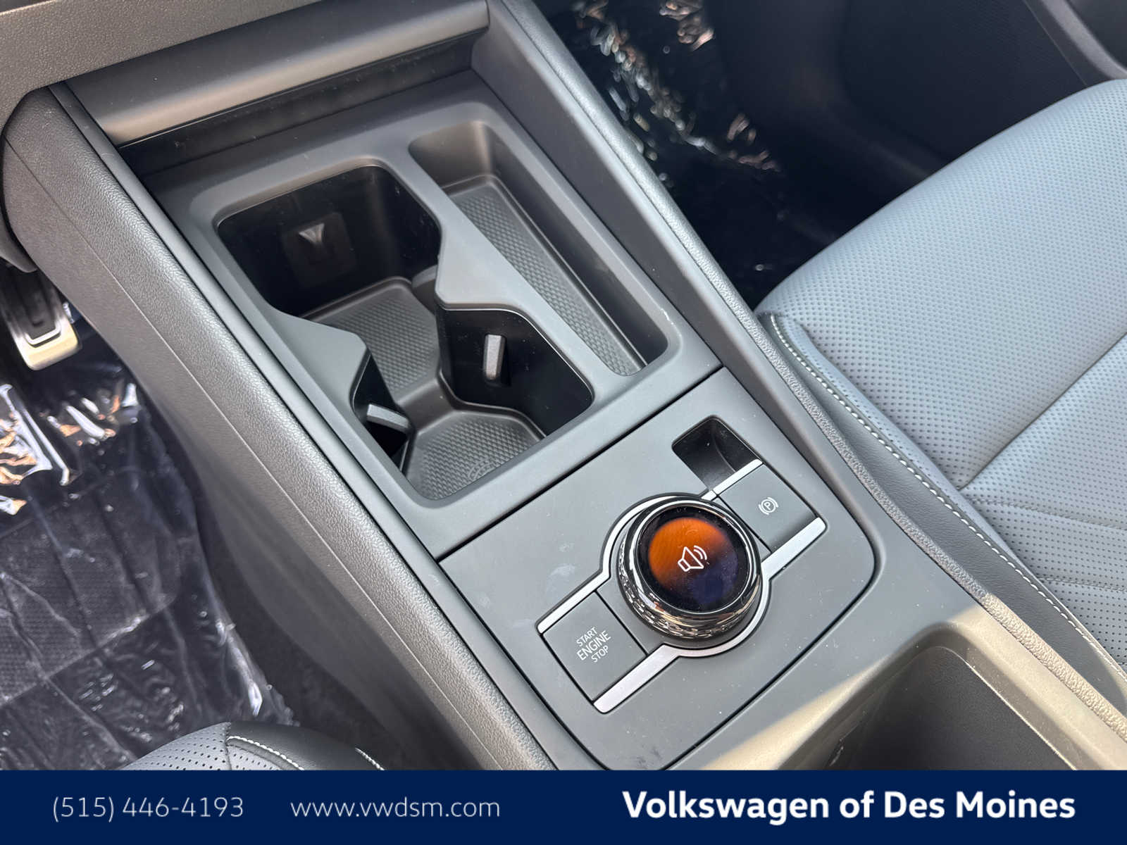 Thumbnail: 2025 Volkswagen Tiguan - 16