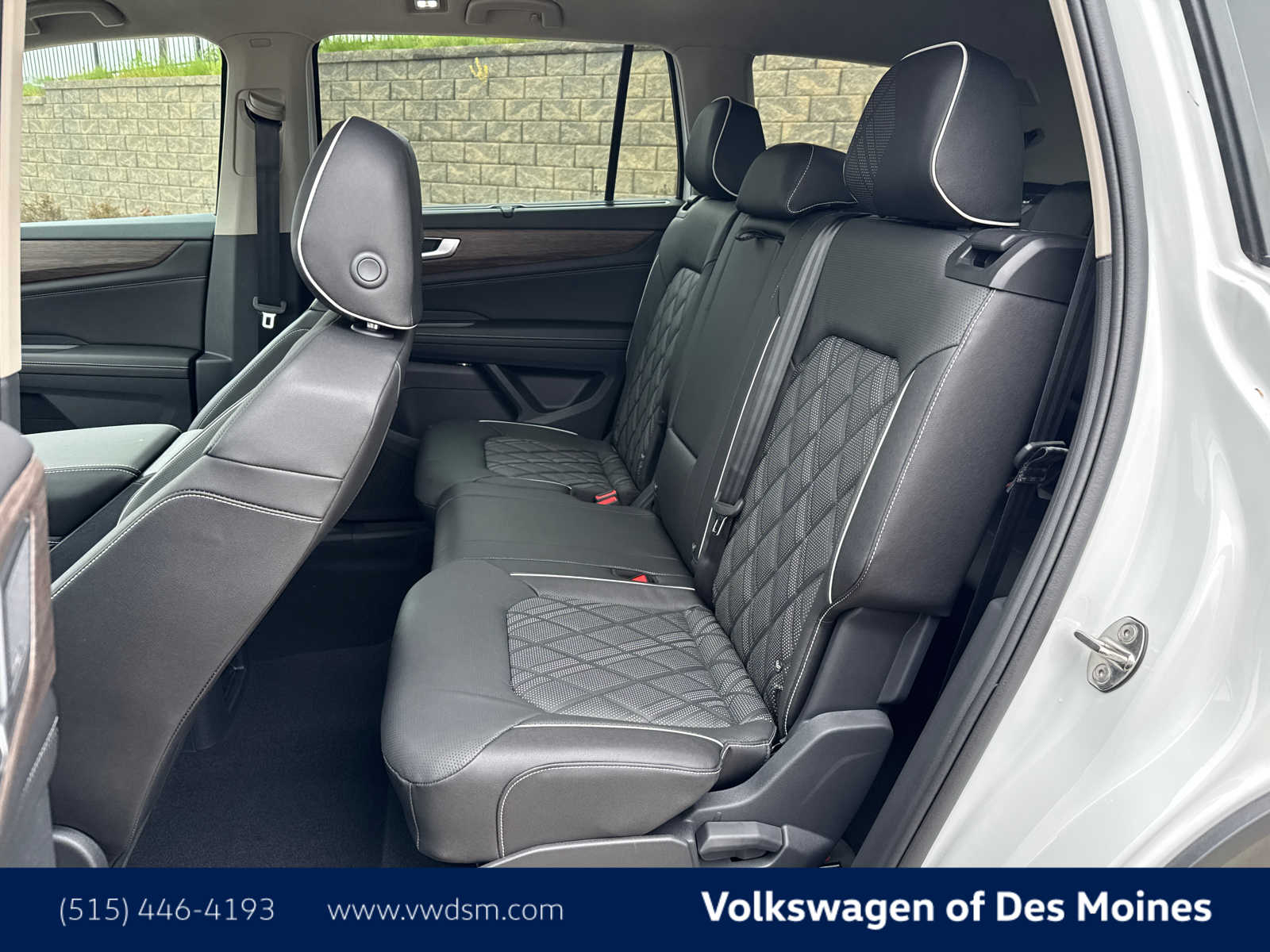 2025 Volkswagen Atlas SEL 12